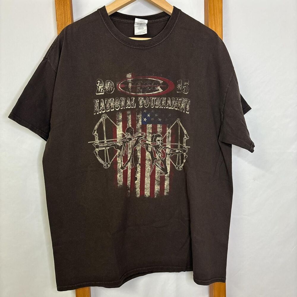 Gildan Men's Brown T-shirt